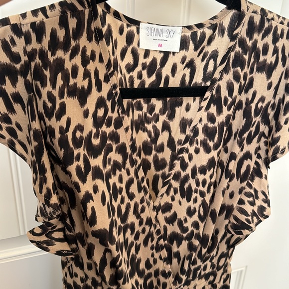 Sienna Sky Animal Print Midi Dress Size M - Picture 16 of 16